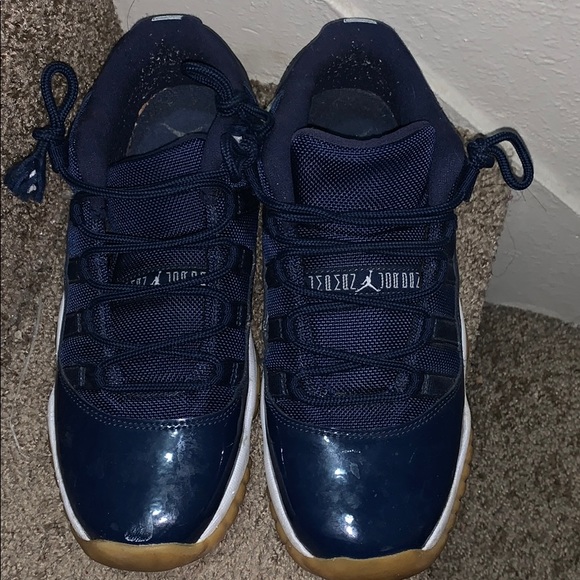 Jordan Retro 11s Low Navy Glue with gun bottom